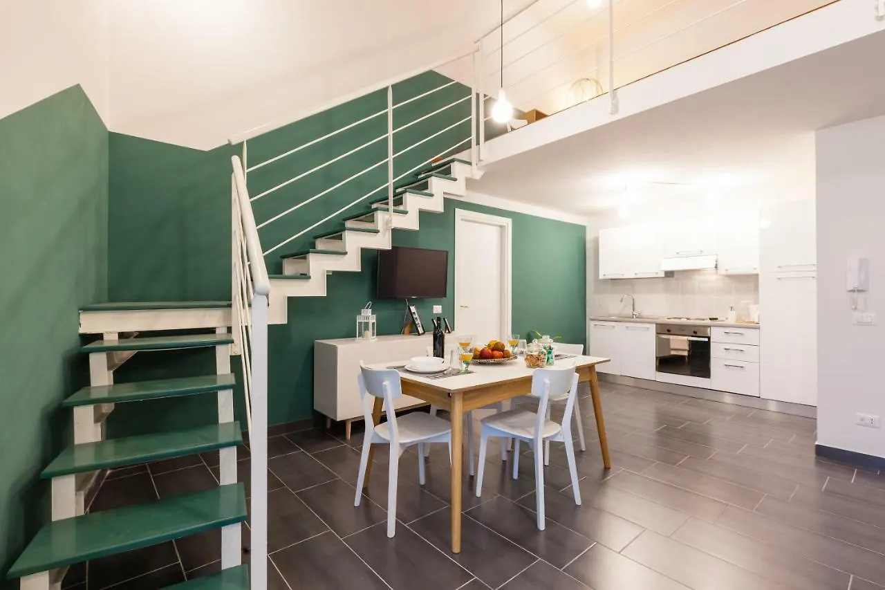 Melograno Undici Aparthotel Ercolano 0*,