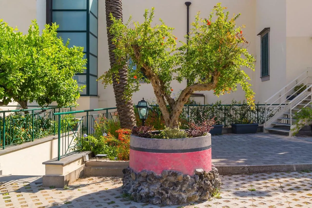 Melograno Undici Aparthotel Ερκολάνο Ιταλία