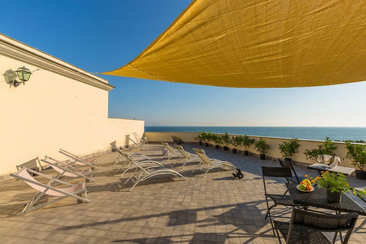 Melograno Undici Aparthotel Ερκολάνο