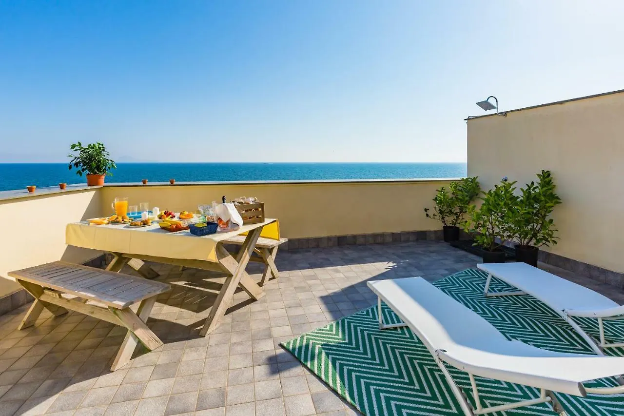 Melograno Undici Aparthotel Ερκολάνο